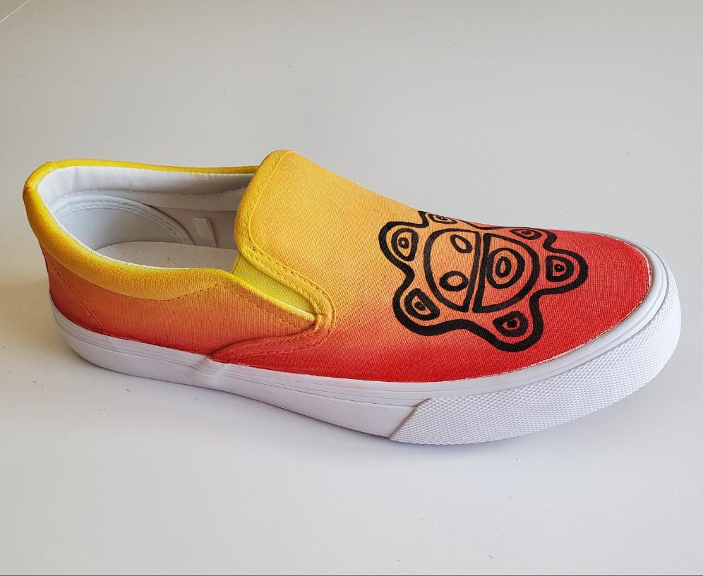 Sol y luna sneakers